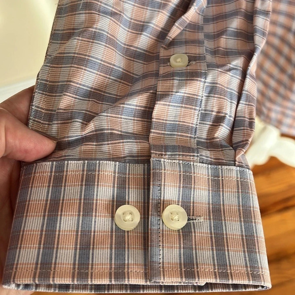 Michael Kors Shirt - Picture 7 of 10